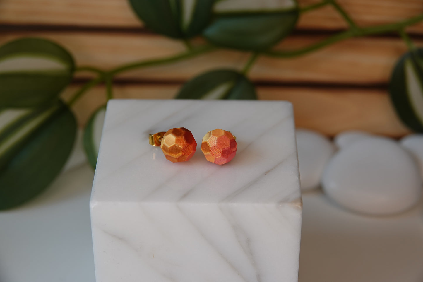 Hexa Studs